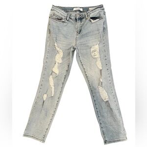 Judy Blue boyfriend fit light wash distressed ankle jeans size 29